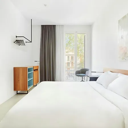 La Casa Del Sol Hotel Gracia, Sonder By Marriott Bonvoy Barcelona Exterior photo