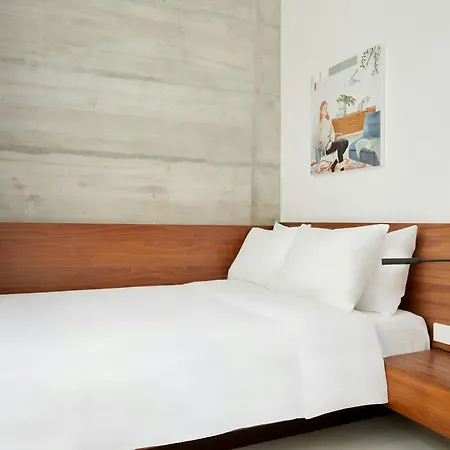 La Casa Del Sol Hotel Gracia, Sonder By Marriott Bonvoy Barcelona Exterior photo